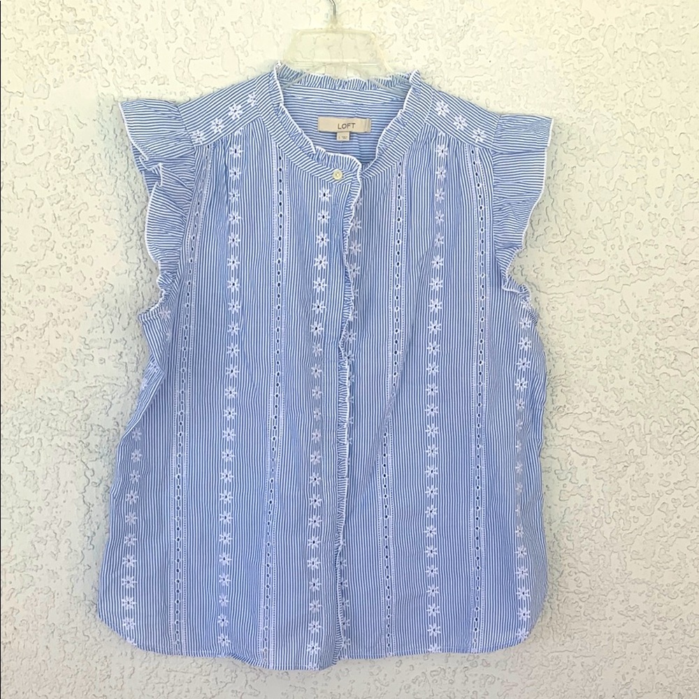 LOFT Women's Blue Eyelet Sleeveless Top size L - Picture 3 of 11